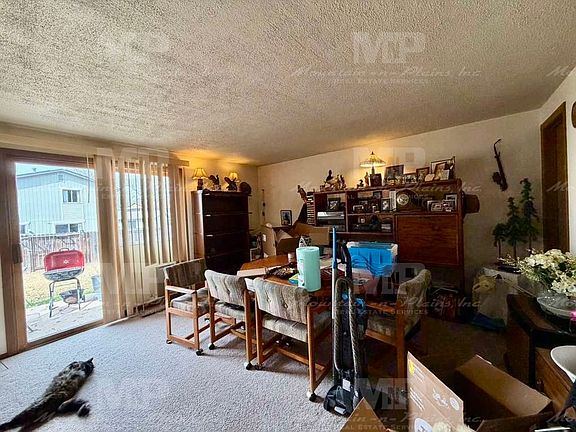 4th image of 1718 Enfield St