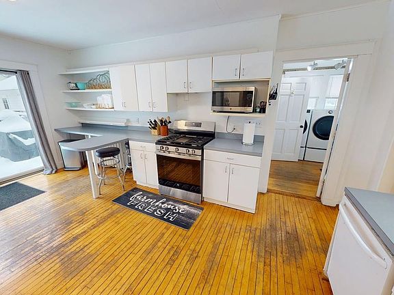 5th image of 161 Webster Avenue