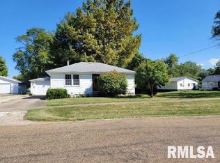 625 S Illinois St, Lewistown, IL 61542