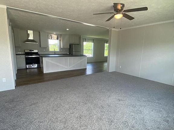 4th image of 109 Mitchell Dr