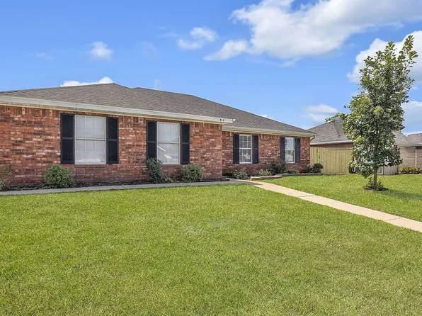 814 Jon Dr, Bentonville, AR 72712