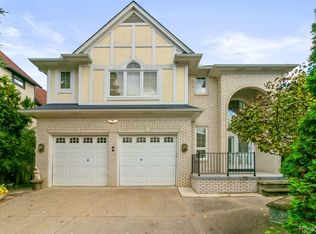 629 Henrietta St, Birmingham, MI