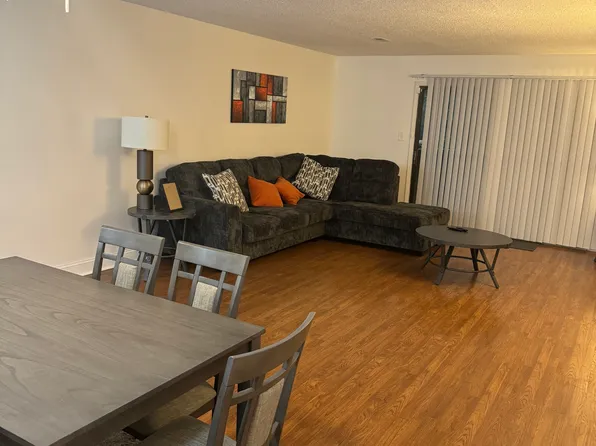 541 Pine Ridge Pl #541, Raleigh, NC 27609