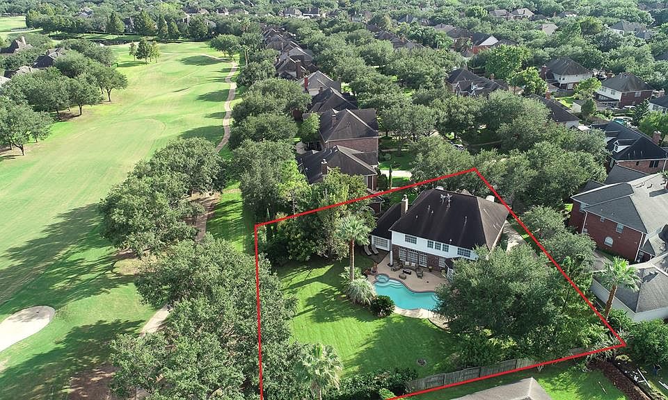 No need to keep searching! Come and visit 3103 Williams Glen Drive, a huge very private corner lot with pool on the golf course. Look at that gleaming pool with patio and mature trees and plants.
