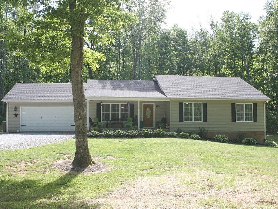 1st image of 221 Courtland Dr