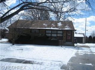 4593 Eastlane Dr, Brooklyn, OH 44144