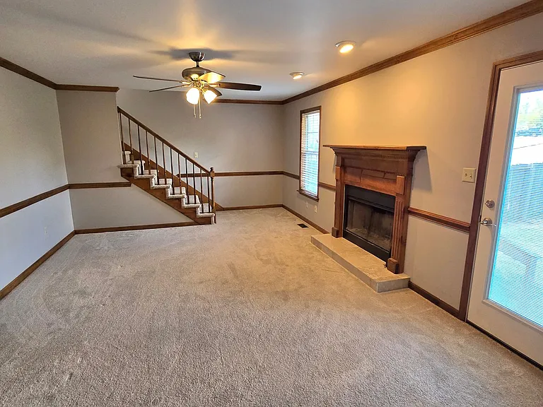 4517 Crosland Dr — Photo 13