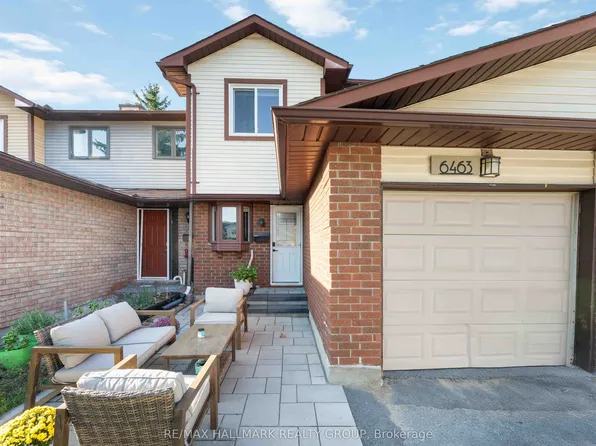 6463 Timothy Ct, Ottawa, ON K1C 3E7