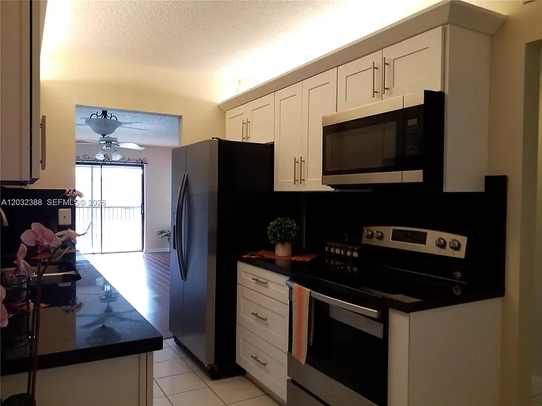 9982 Nob Hill Ct #9982 — Photo 6