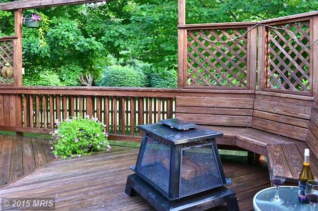 2nd image of 405 Huntfield Ct NE