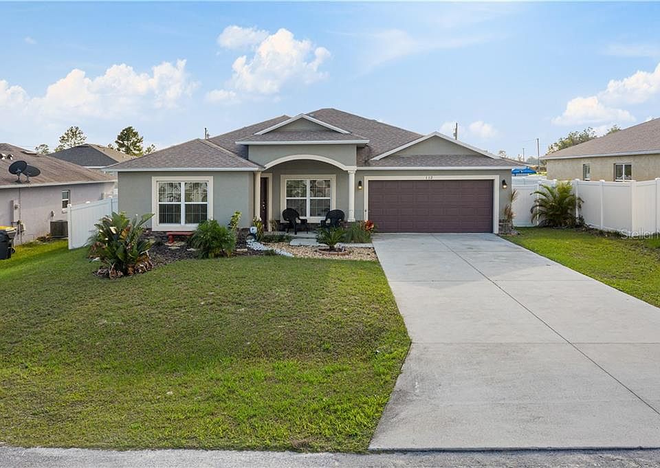 1st image of 112 Lily Ln