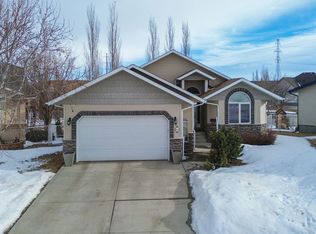 58 Lewis Close, Red Deer, AB T4R3E4