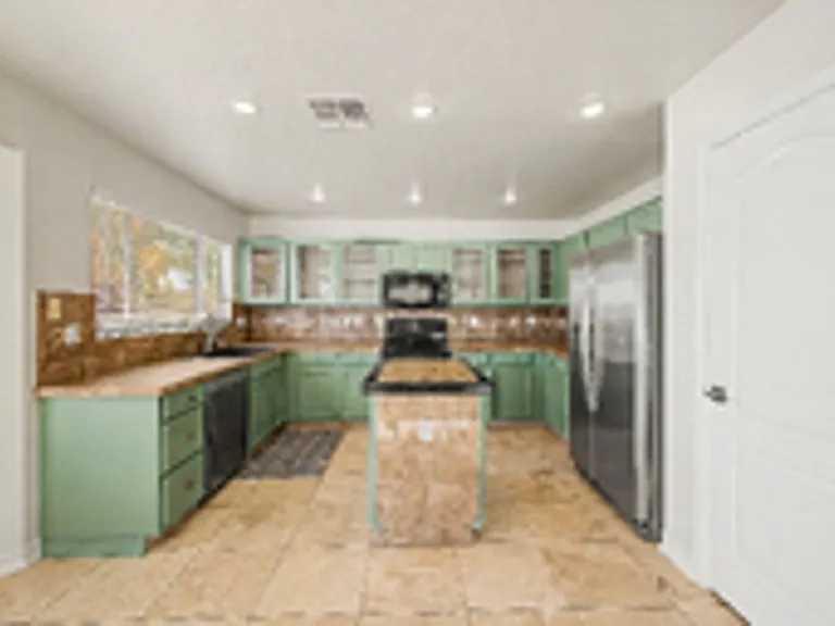 7418 E Farmdale Ave — Photo 5