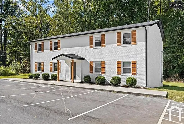 2 bed, 940 sqft, $1,195 — Photo 3