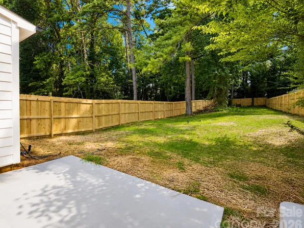 3310 Campbell Dr, Charlotte, NC 28205