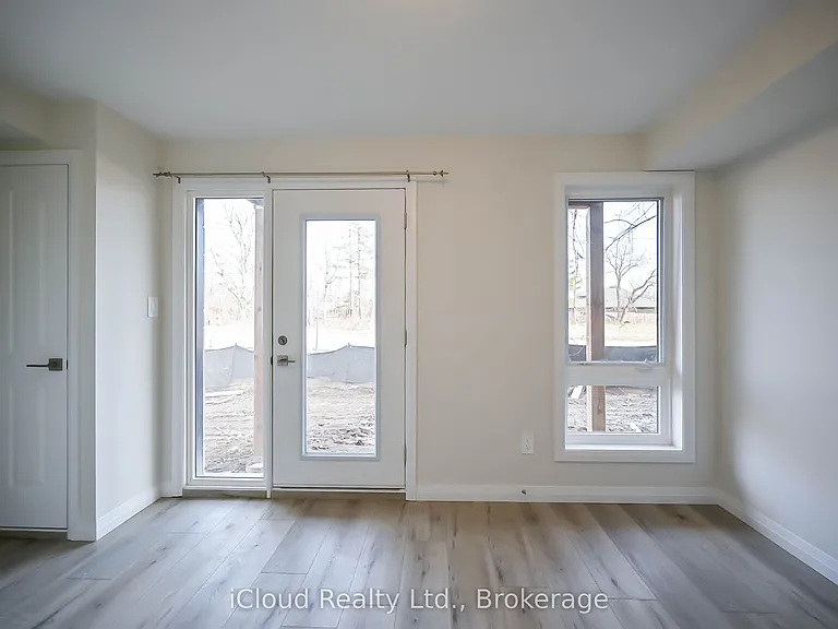 720 Grey St #58 — Photo 29