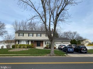 19 W Constitution Dr, Bordentown, NJ 08505