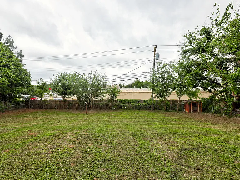 1208 Avondale Dr — Photo 17