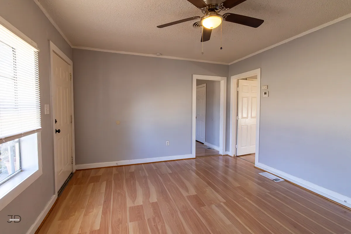 Building Photo - 4709 Coronado Ave #4