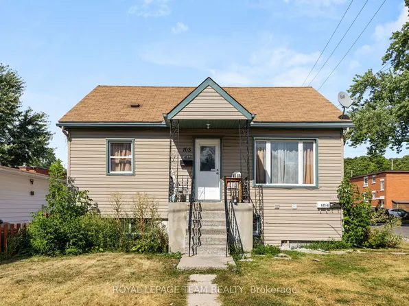 105 Jolliet Ave, Ottawa, ON K1L 5H1
