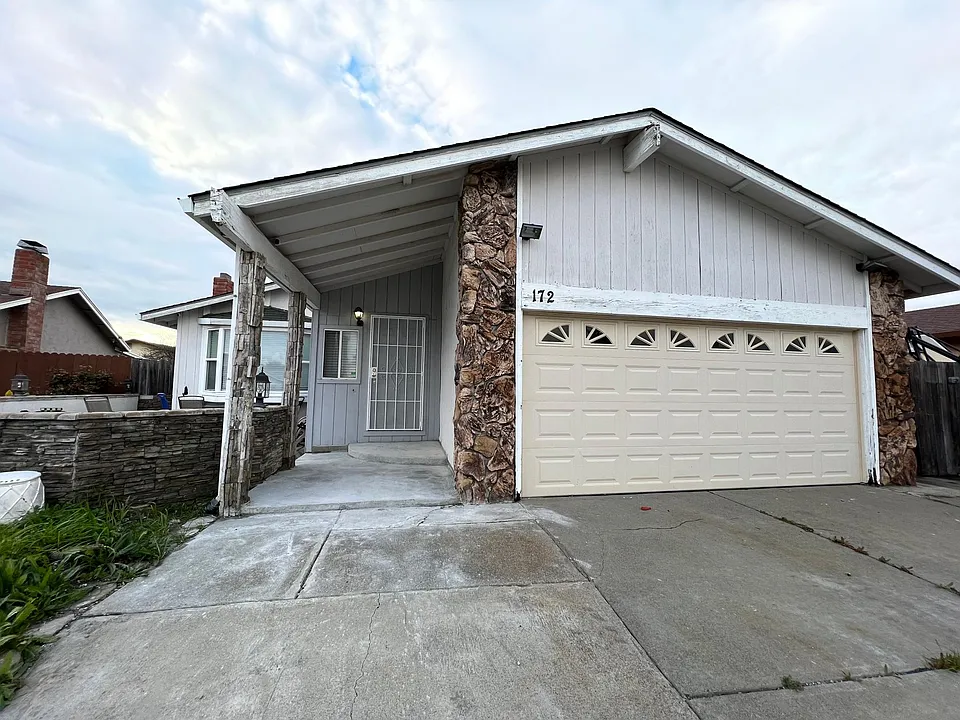 172 Coloma Way
