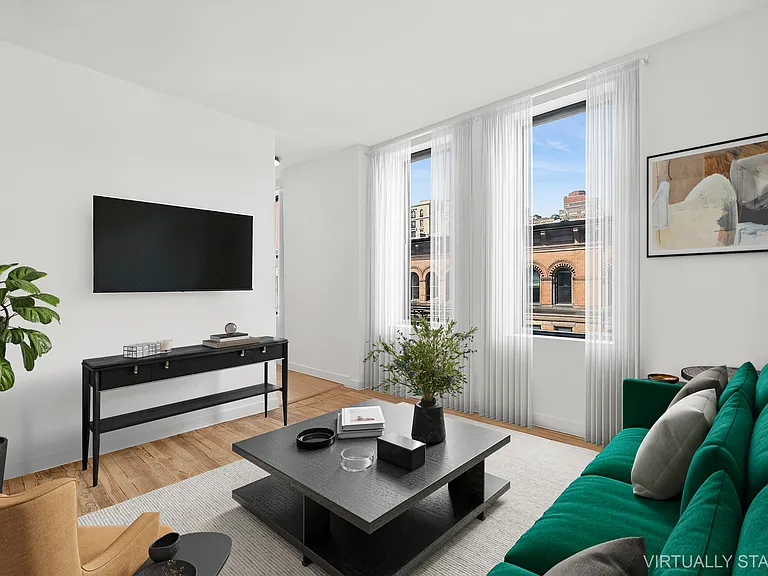 200 W 80th St #4W — Photo 1