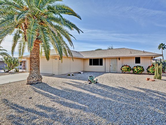 3rd image of 12835 W Seville Dr