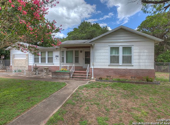 2nd image of 124 Kentucky Blvd