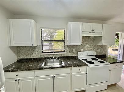 5th image of 2207 Jackson St #11121180
