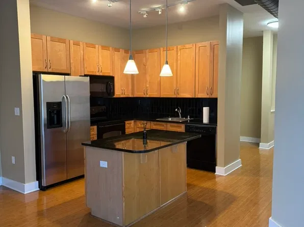 535 S Upper St #327, Lexington, KY 40507