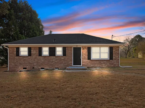 302 Ellen Dr, Knightdale, NC 27545