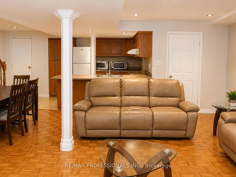 67 Whistler Ct #BASEMENT — Photo 3
