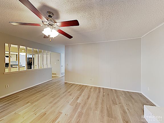 4th image of 835 Live Oak Dr