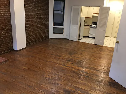 Rented by New York City Apartments | media 10