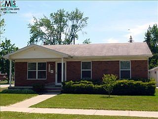 5th image of 22332 Violet St