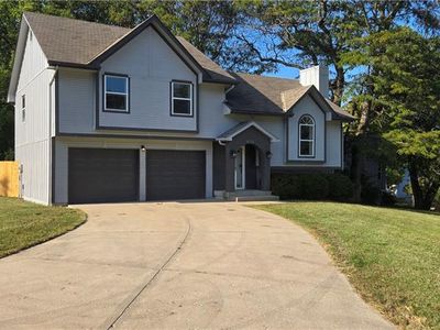 632 NE Bristol Dr, Lees Summit, MO, 64086