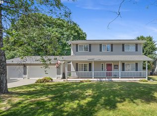 6440 Colonial Way, Tillamook, OR 97141