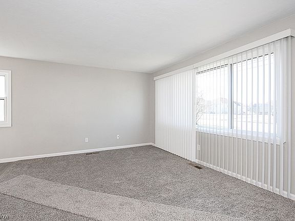4th image of 1517 Lehigh Ave