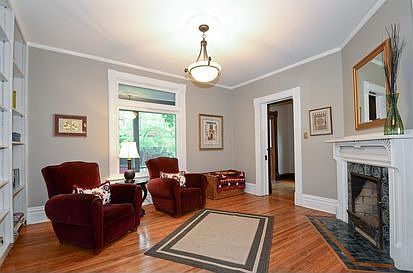 2nd image of 6541 N Ashland Ave
