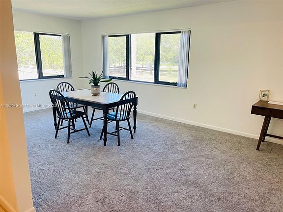 3rd image of 5001 Ponce De Leon Blvd #5011