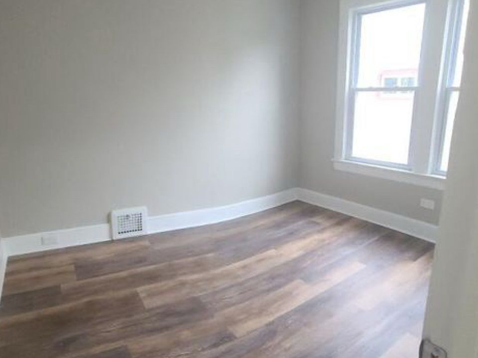 2nd image of 1502 Winchester Ave #1