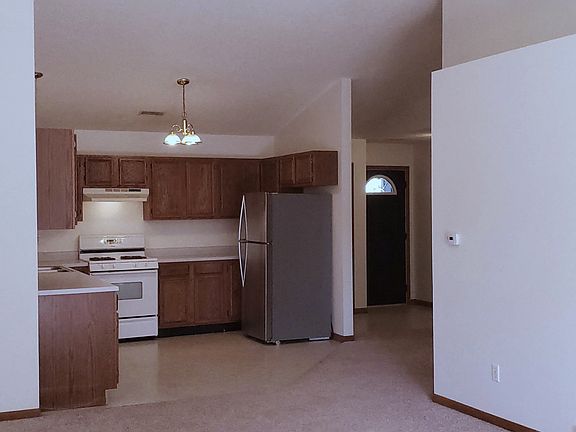 Cathedral Ceiling. OPEN CONCEPT Living Room