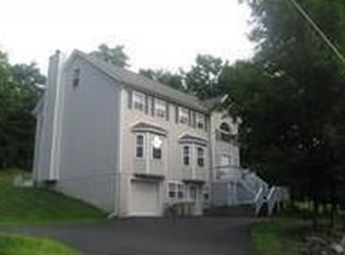 367 Bull Mill Rd, Chester, NY 10918