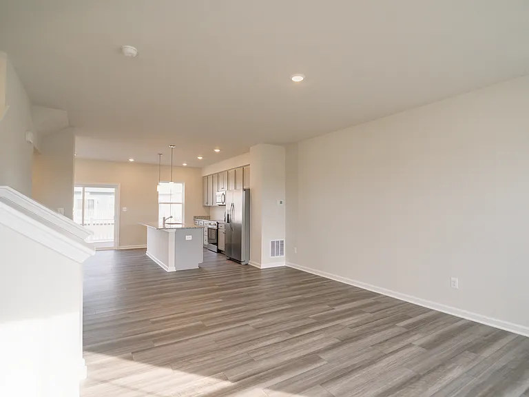 1350 Red Clover Ln — Photo 17