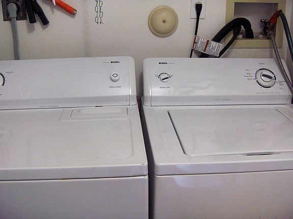 4th image of 20680 NE 4th Ct APT 105