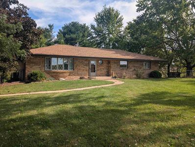 10740 N Barker Rd, Byron, IL, 61010