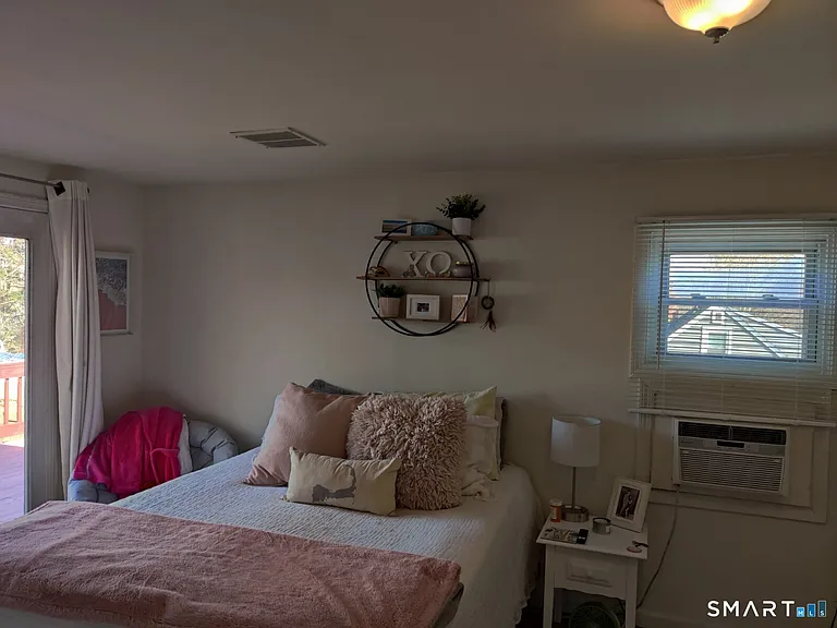 100 Loftus Cir — Photo 9