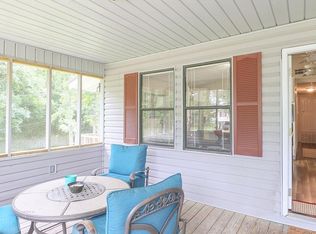 2432 Pascagoula River Rd, Moss Point, MS 39562