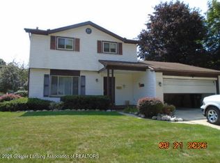 2816 Greenbriar Ave, Lansing, MI 48912