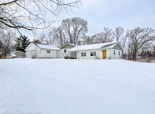 17438 Bluff Rd, Lemont, IL 60439